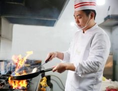 园菜文化餐厅加入河南锦鲤独家锦鲤套餐，寻找美食之源