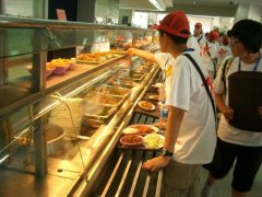 真正的食物不去食品展销会是不可避免的