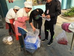 辽宁纪委到饭店核对发票，发现不少单位都有吃喝信息