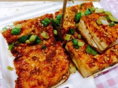 舒德中学独家探索，温馨的心表达食堂食物的不同感受