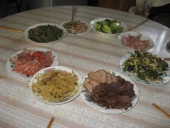 上海食堂承包-排骨南瓜大枣汤的做法